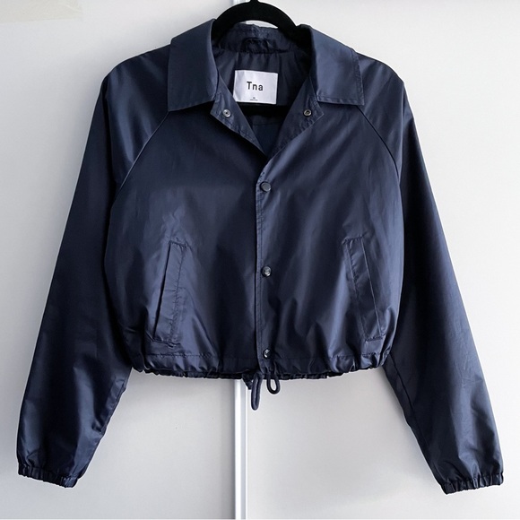 Aritzia Jackets & Blazers - TNA Coaches Short Jacket